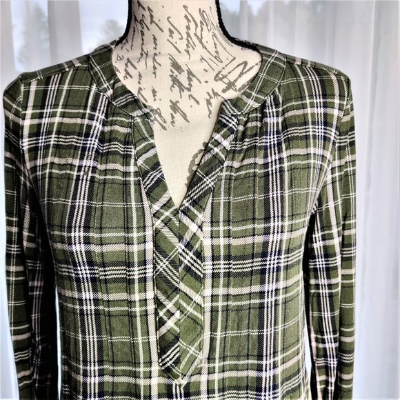 Westport Blouse - Picture 2 of 6